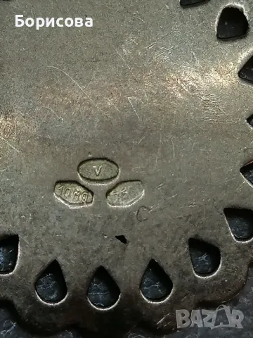 Висулка за колие 18 К, снимка 8 - Колиета, медальони, синджири - 35774210