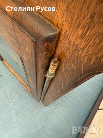 087 скрин / шкаф / витрина бюфет от масивно дърво (дърворезба) -цена 141лв ли 72,09 евро  общо -95см, снимка 3 - Секции и витрини - 45467651