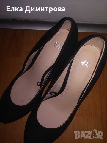 Обувки , снимка 2 - Дамски обувки на ток - 30353423