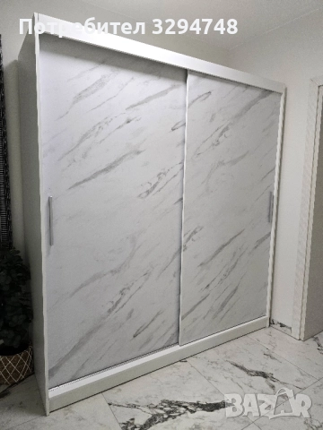 Гардероб, бял, мрамор, снимка 1
