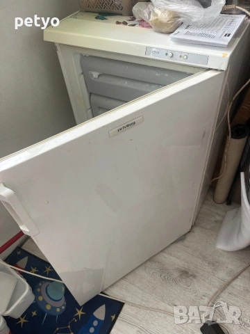 Фризер Privileg 4 рафта, снимка 2 - Фризери - 54088509