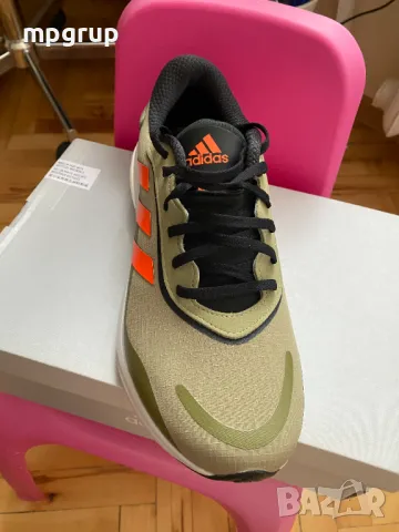 Продавам маратонки ADIDAS SUPERNOVA GORTEX, снимка 6 - Маратонки - 49331656