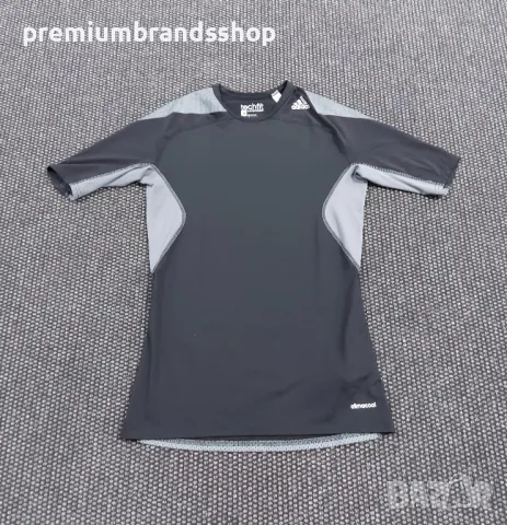 Adidas techfit тениска L размер 