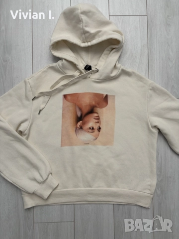 H&M суичър на Ariana Grande 