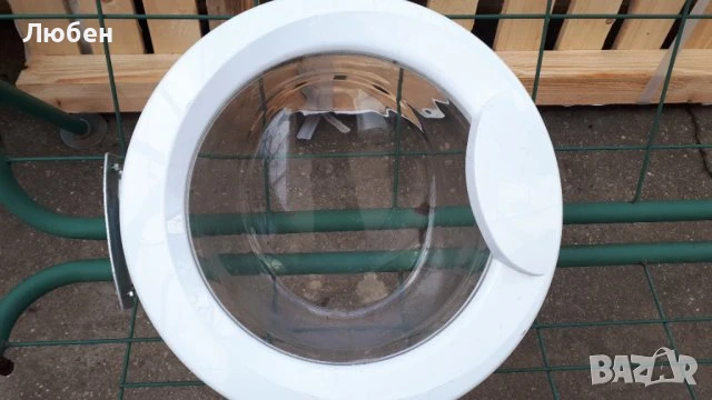 Продавам Люк за пералня Indesit Wil 85 Съвместим е за МНОГО модели
