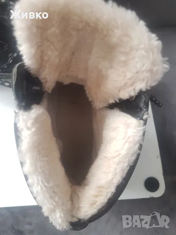 Продавам дамски зимни боти номер 39., снимка 7 - Дамски боти - 47433830