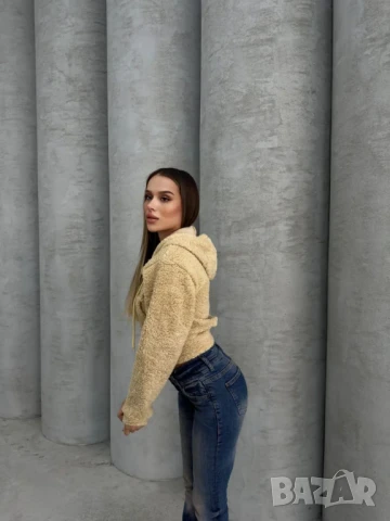 Късо памучно яке с ефектна визия , снимка 2 - Якета - 50452379