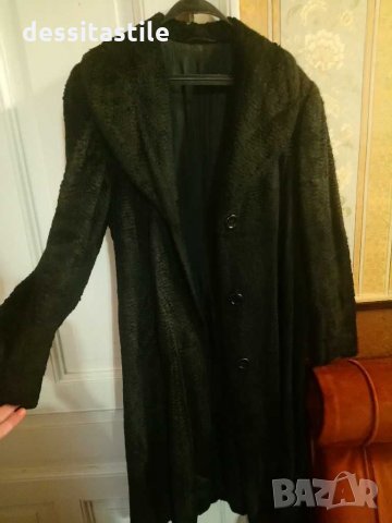 Дълго кожено палто