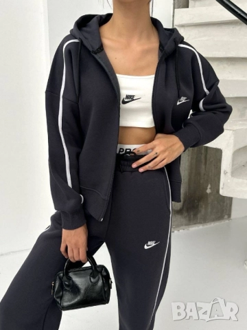 дамски екипи Nike , снимка 4 - Спортни екипи - 51677273