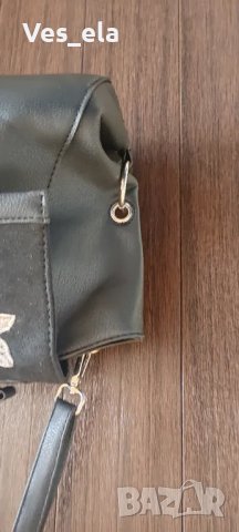 Черна чанта велур и кожа с бродирани цветя, снимка 10 - Чанти - 49603838