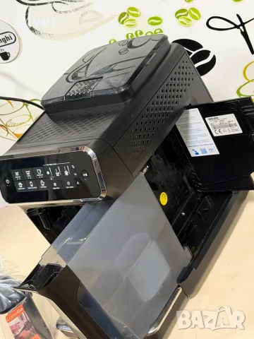 Кафемашина кафе автомат Philips EP3241 с гаранция, снимка 4 - Кафемашини - 55997648