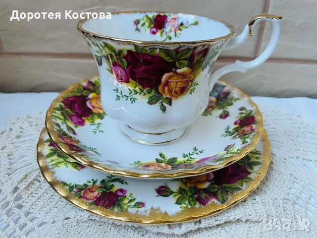 ROYAL ALBERT Красив троен сет за чай или дълго кафе от Англия 