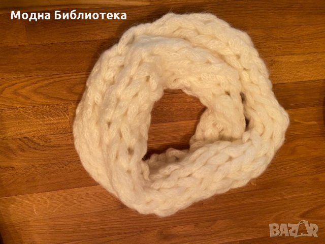 Нови ръчно плетени шалове, снимка 4 - Шалове - 34262859