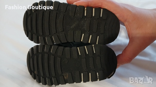 Детски зимни обувки за момче- 24 номер , и пантофи да градина- 23 номер  Цена за двете- 14лв Без заб, снимка 9 - Бебешки боти и ботуши - 51895885