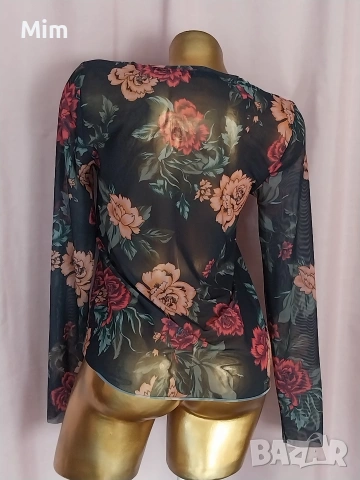 S Черна блуза с дълъг ръкав на големи рози от еластичен прозрачен тюл , снимка 4 - Блузи с дълъг ръкав и пуловери - 54162421