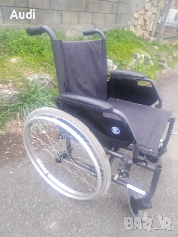 Сгъваема инвалидна рингова количка VERMEIREN , снимка 12 - Инвалидни колички - 53936008