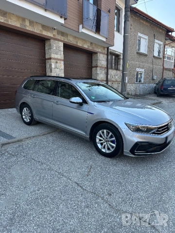 Volkswagen Passat GTE, снимка 2 - Автомобили и джипове - 54201160