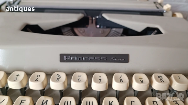 Стара пишеща машина Princess 500 - 1970" год., снимка 4 - Антикварни и старинни предмети - 53162440