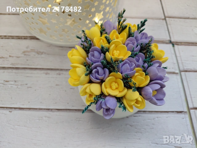 Керамичен букет с минзухари, снимка 2 - Изкуствени цветя - 53142322