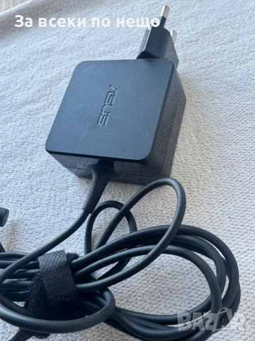 Оригинално зарядно Asus 19V 2.37A 45W , Букса: 4.0х1.35мм, снимка 2 - Кабели и адаптери - 54350493