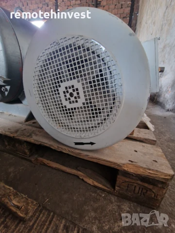 Ел.Двигател Siemens 37kW / 2950 Об.мин / Фланец, снимка 2 - Електродвигатели - 51345235