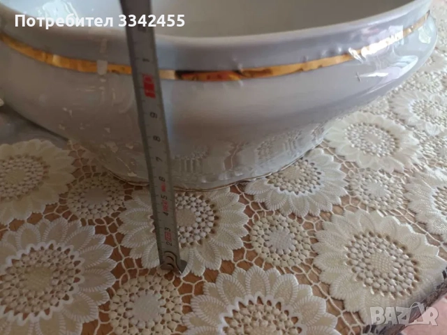 Стар порцеланов супник, снимка 2 - Антикварни и старинни предмети - 51571737