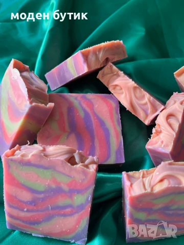 Луксозен ръчно изработен сапун - - Твърд сапун с коприна Вдъхновен от смирна и тонка, снимка 8 - Козметика за тяло - 51063411