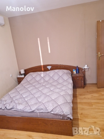 Продава се напълно обзаведен с мебели,ел.уреди и климатици, снимка 5 - Апартаменти - 52391494