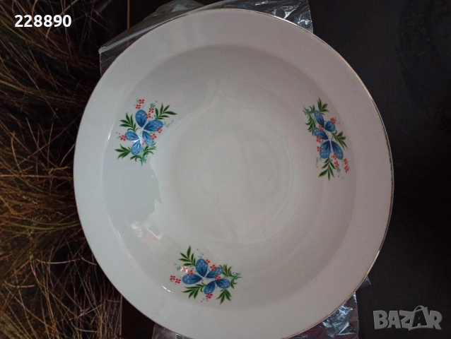 Купи Български порцелан , снимка 15 - Чинии - 51194658