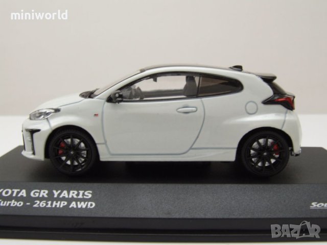 Toyota Yaris GR 2020 - мащаб 1:43 на Solido моделът е нов в PVC дисплей-кейс, снимка 12 - Колекции - 42719015