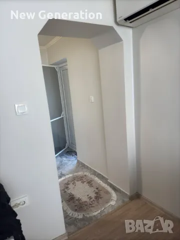 Собственик Продава Къща с 290кв.м.ЗП -9 стаи,двор 1040кв.м- с.Чернолик, снимка 13 - Къщи - 49018168