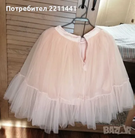 Официална пола от тюл, снимка 2 - Поли - 49698358