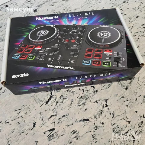 Пулт DJ Numark като нов