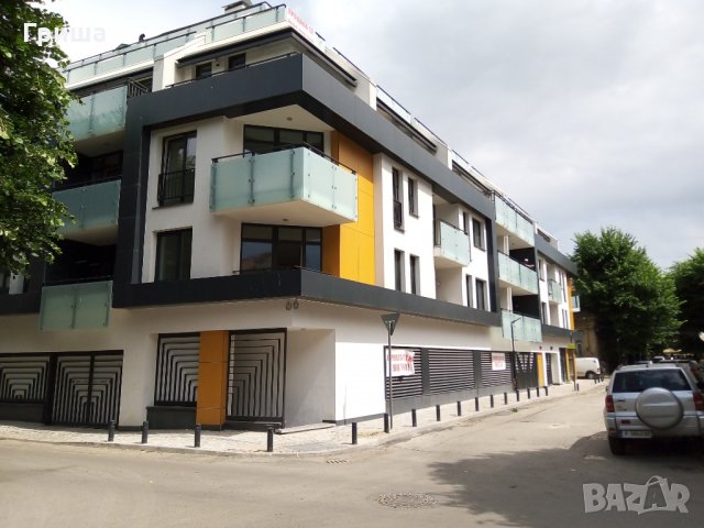 Отдавам под наем паркомясто в ултра-луксозна сграда на центъра на Русе, снимка 2 - Гаражи и паркоместа - 29108047