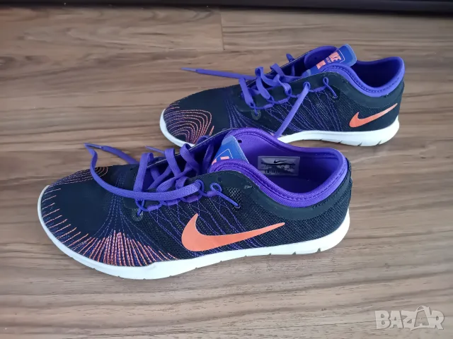 Дамски маратонки Nike UK 4.5 / 37 номер, снимка 4 - Маратонки - 48360637