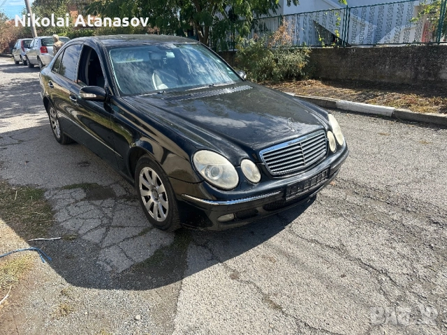 Mercedes E270 НА ЧАСТИ! , снимка 2 - Автомобили и джипове - 52261669