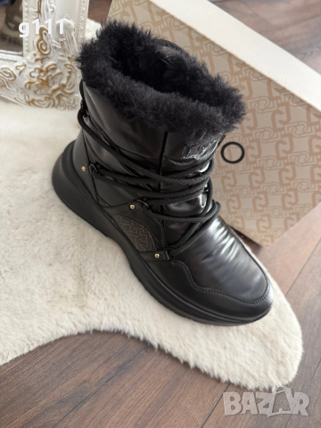 Зимни боти Liu jo, снимка 4 - Дамски боти - 43269372