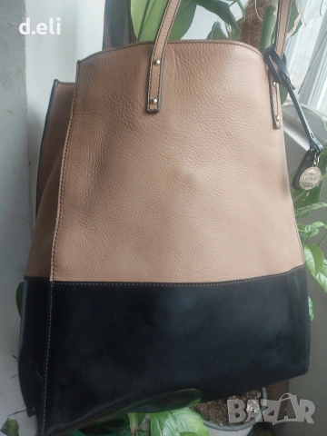 Три големи чанти. ESCADA Original 100% Кожа Голяма чанта, снимка 17 - Чанти - 51676636