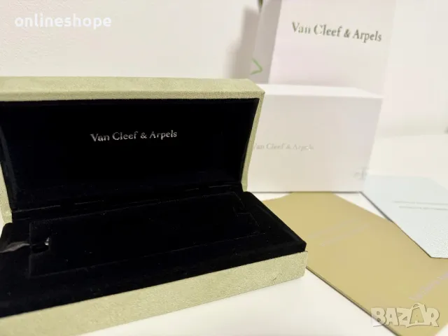 Van cleef & Arpels - Оригинална кутия , сертификат , документи , снимка 2 - Бижутерийни комплекти - 50193169