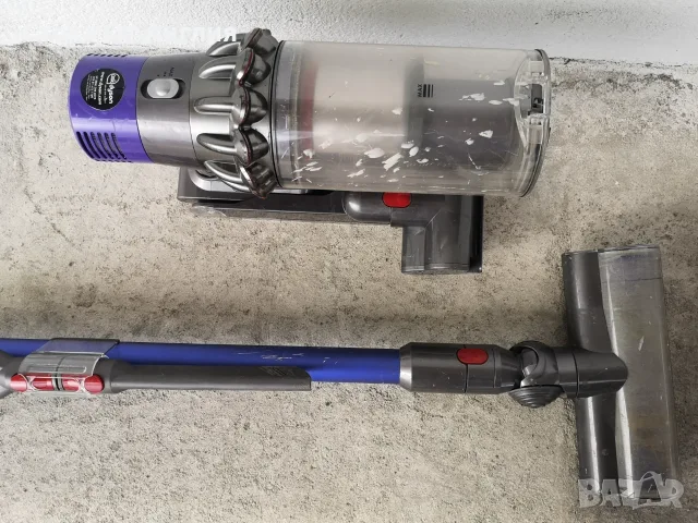 Прахосмукачка Dyson V10 на батерии, снимка 6 - Прахосмукачки - 55943785
