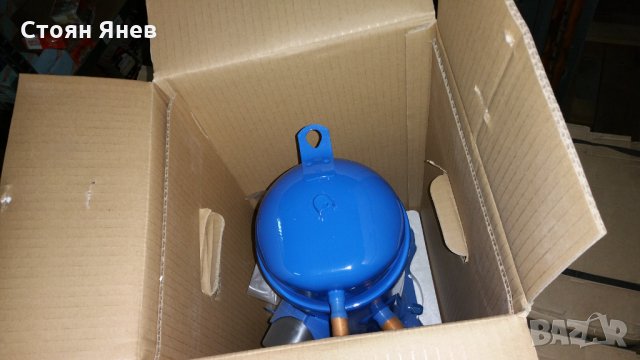 Хладилен компресор Danfoss VLZ044TGNE9, снимка 3 - Резервни части за машини - 34125823