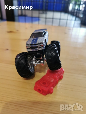 Hot Wheels Nissan Skyline R34 Monster truck