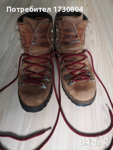 Американски алпийски туристически обувки