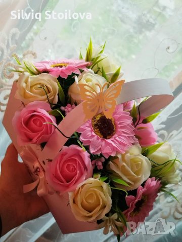 Кошница със сапунени цветя , снимка 6 - Подаръци за жени - 39594199