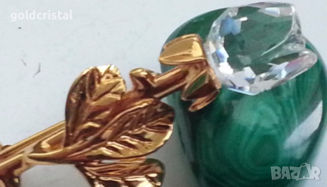 красива брошка роза сваровски, снимка 2 - Антикварни и старинни предмети - 17299135