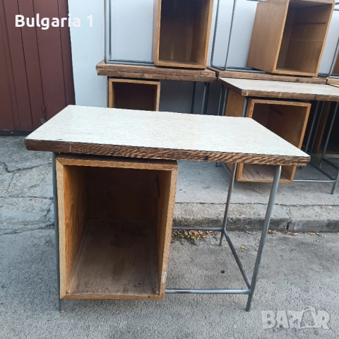 дървено метално бюро/маса/чин, снимка 2 - Бюра - 51623998