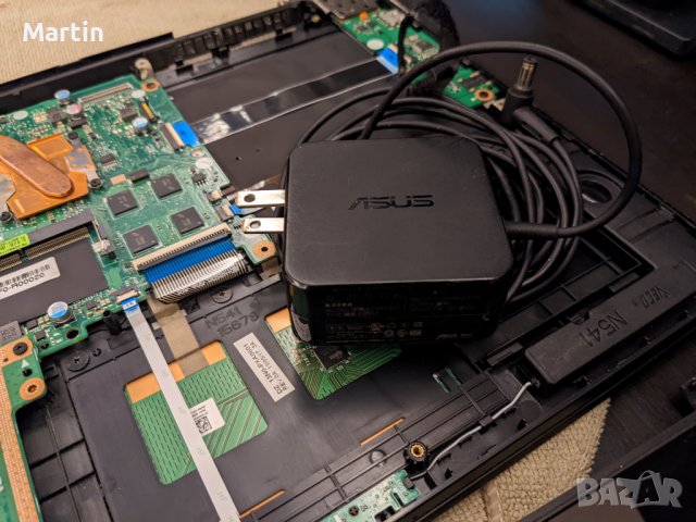Asus Q501 Laptop на части