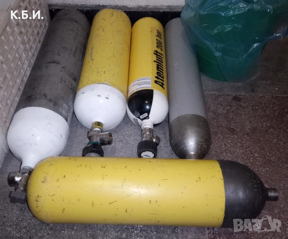 Купувам бутилки на високо налягане от 232 бара до 300 бара - атмосфери работното налягане .