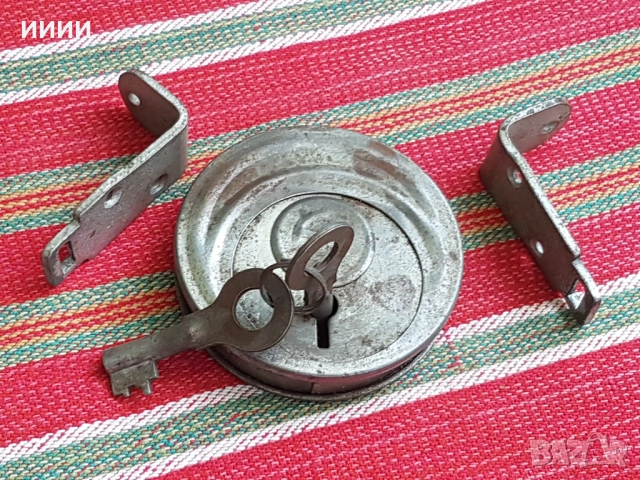 Катинар брава, снимка 3 - Антикварни и старинни предмети - 52669902