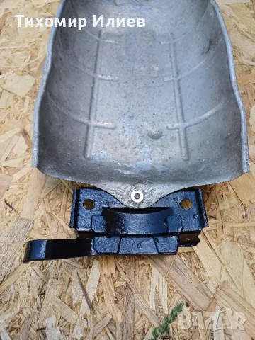 Предпазна ламарина за Мерцедес 190 1.8, снимка 3 - Части - 49049162